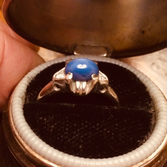 Vintage Precious Star Sapphire gem, set in 10K white gold, size 5 1/2 ap… - Picture 4 of 5